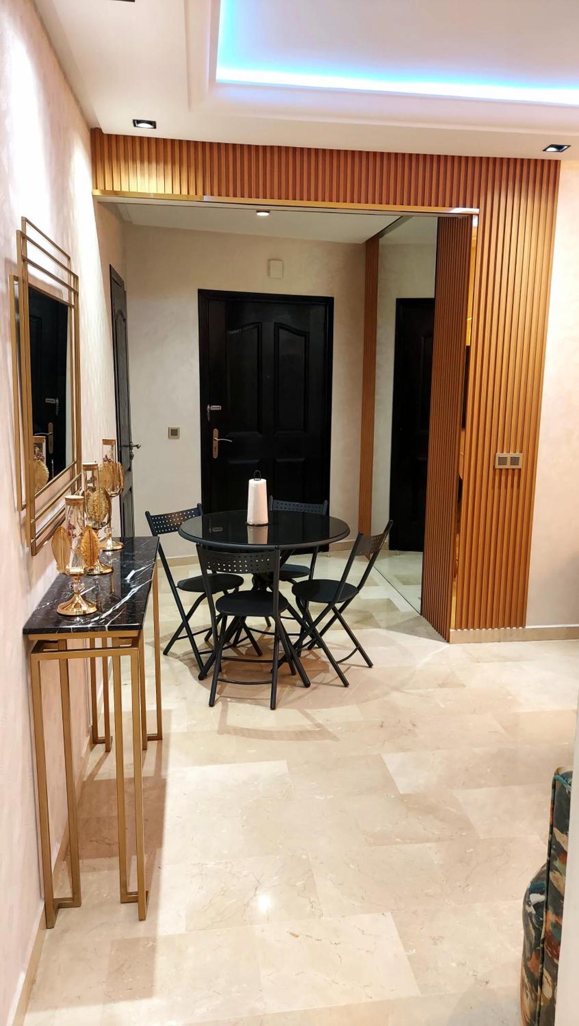 Luxury Downtown Apartment Of 80M2 In Front Of Hassan 2 Mosque And Sea From Family , Pour Famille , Interdit Couples Araabic Non Marie, Forbidden Unmarried Araabic Couples Basement Car Park カサブランカ エクステリア 写真